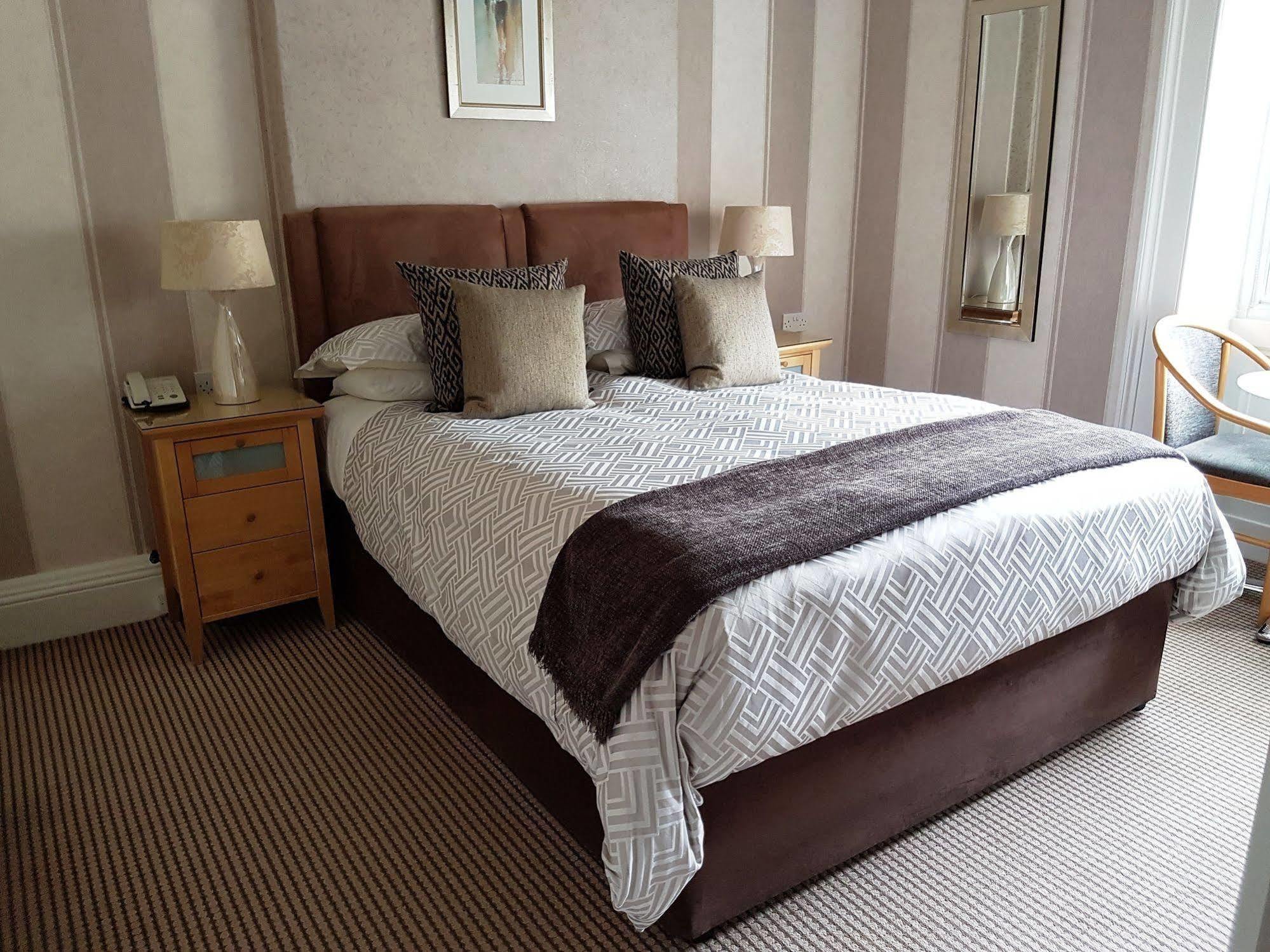 Kew House Hotell Edinburg Exteriör bild
